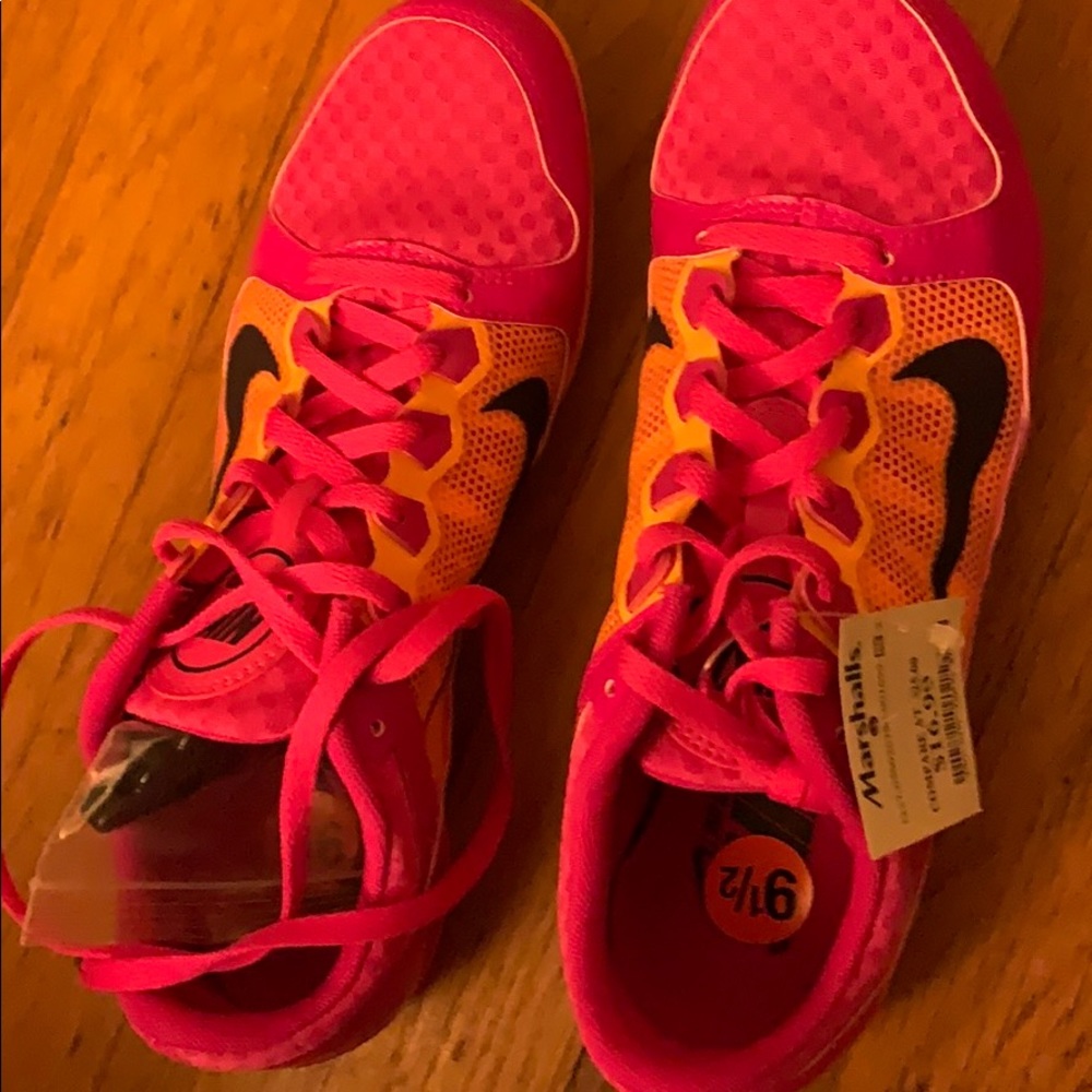 track spikes